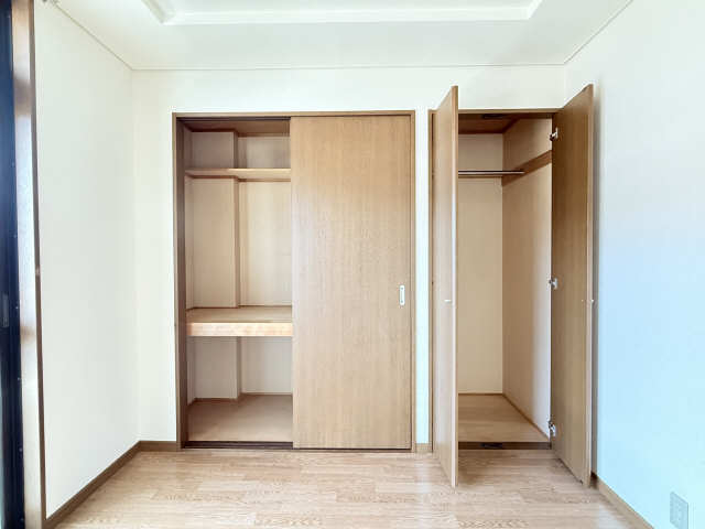 収納（南洋室）