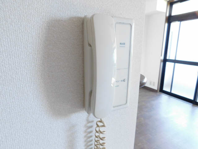 インターホン