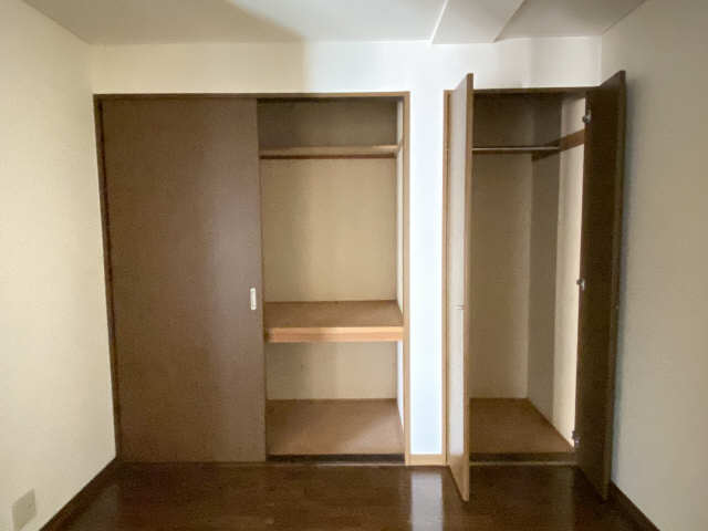 収納（中洋室）