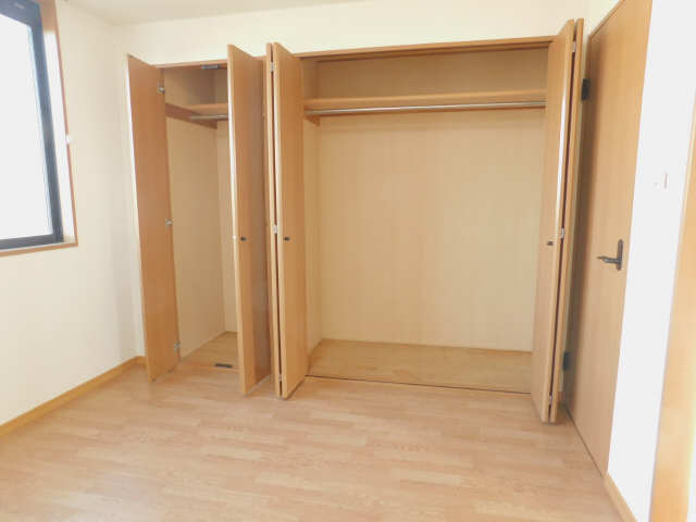 収納（北洋室）