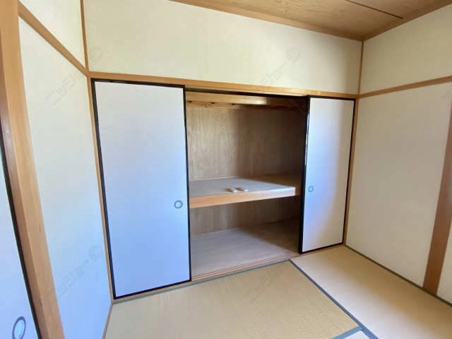 収納（2階北和室）