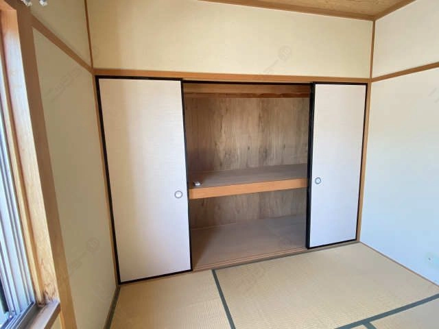 収納（2階南和室）