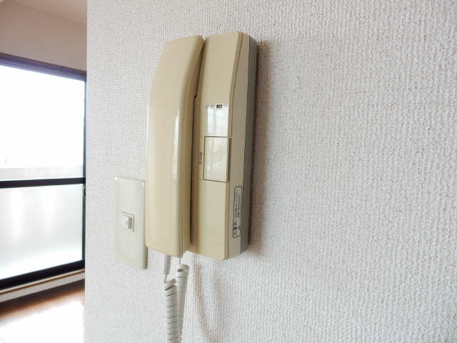 インターホン