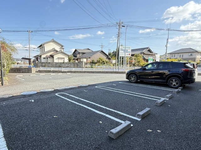 駐車場（東側）