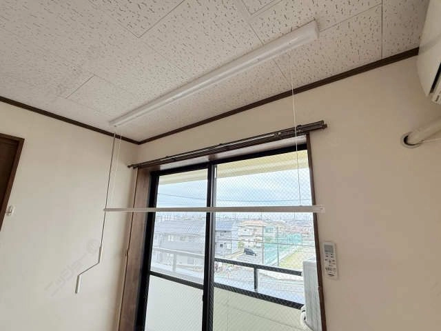 室内物干（南洋室）