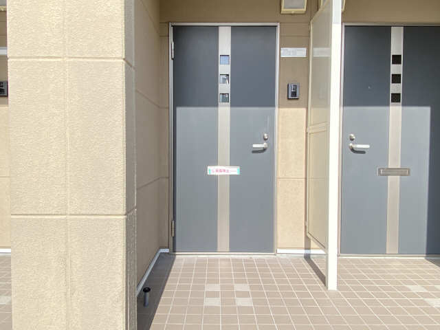 玄関ドア