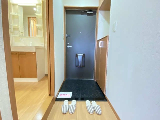 玄関内