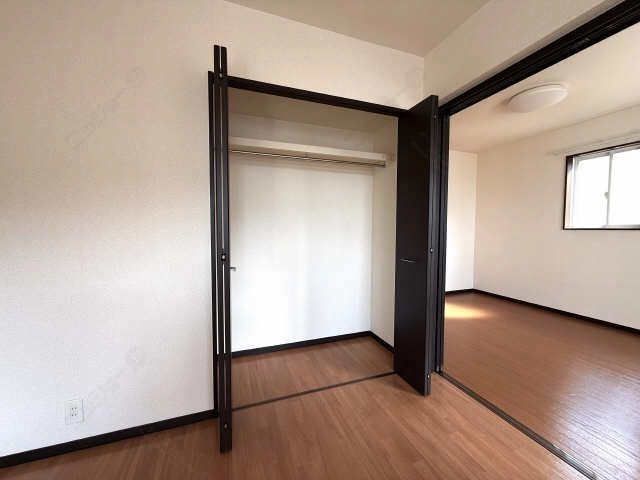 収納（南洋室）