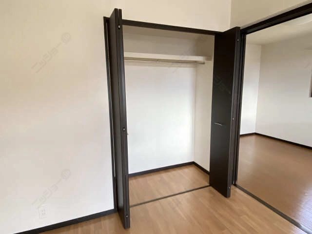 収納（南洋室）