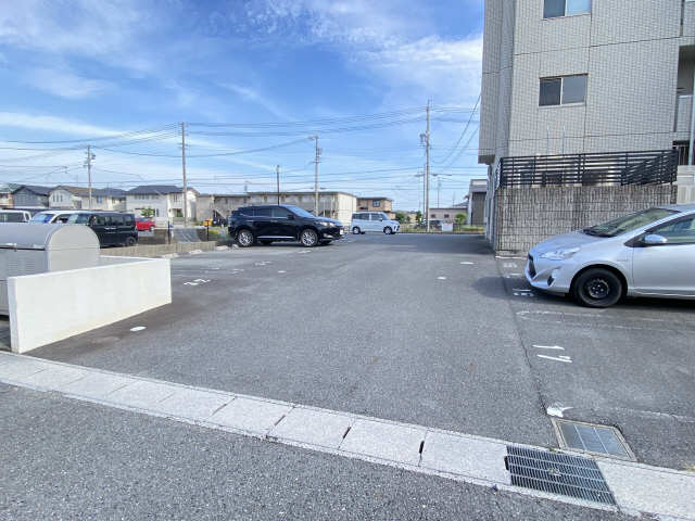 駐車場（東側）