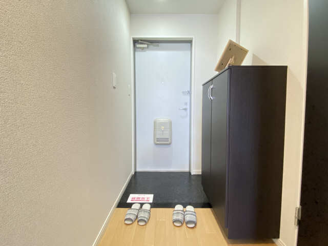 玄関内