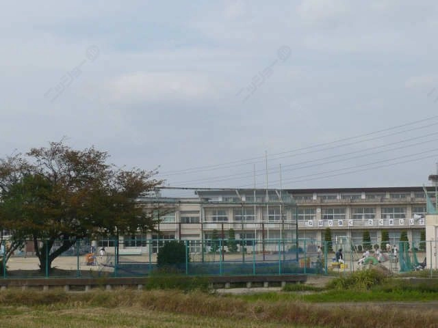白鳥小学校