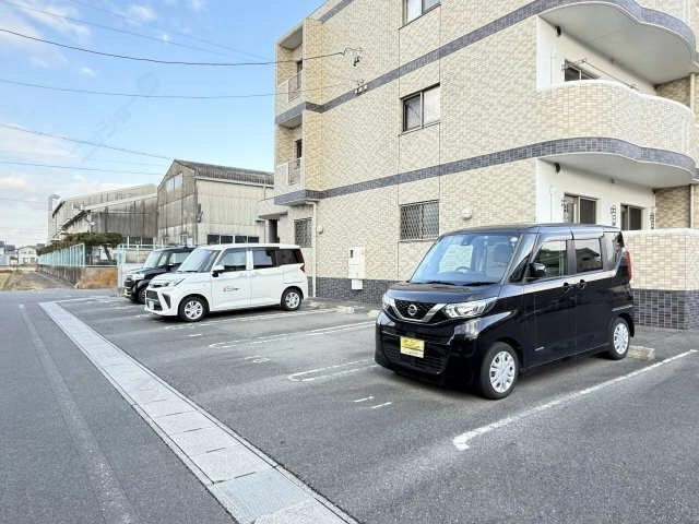 駐車場（西側）