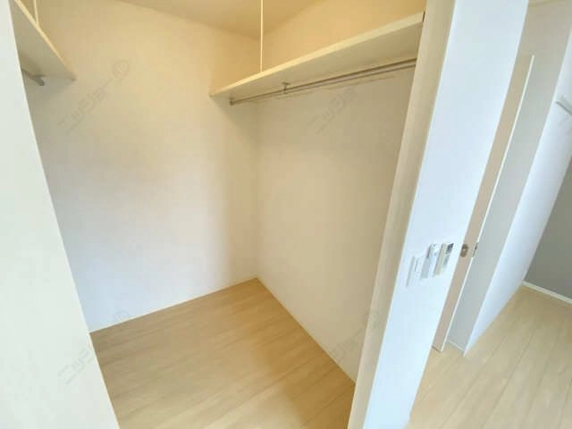 収納（南洋室）‐２