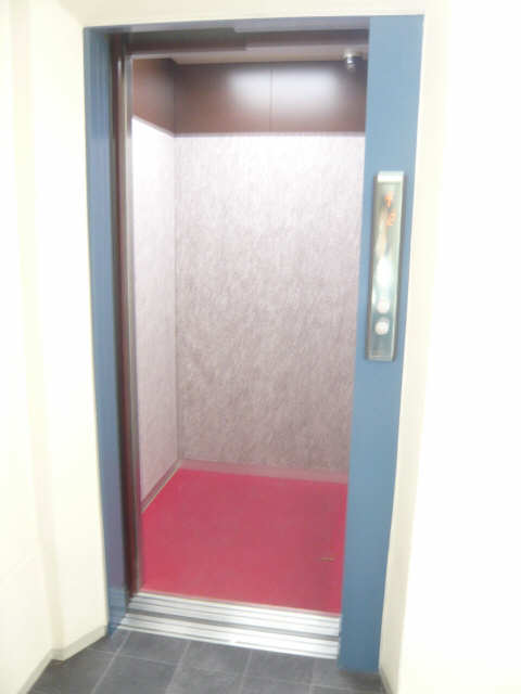 エレベータ