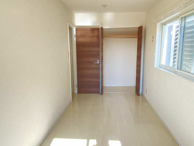 収納（南西洋室）