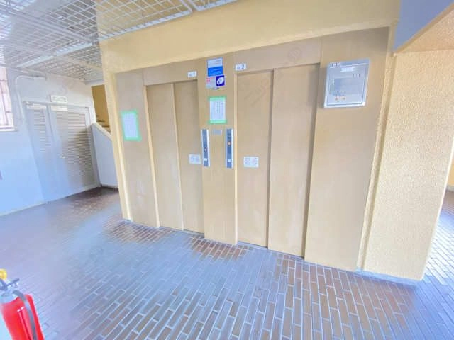 エレベーター(1階)