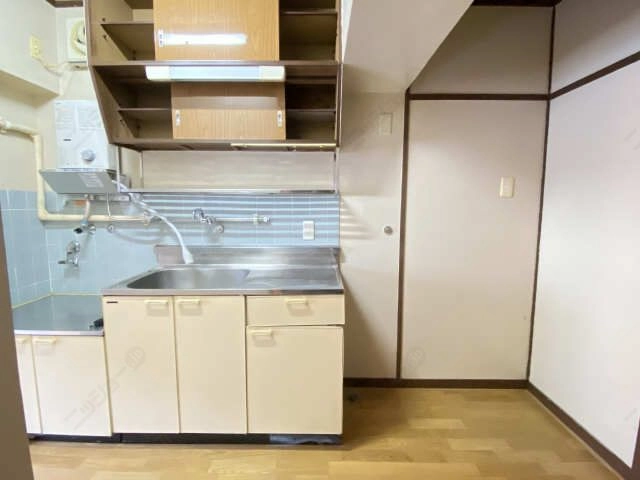 キッチン-2