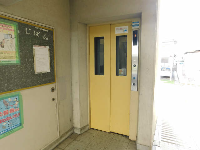 エレベーター