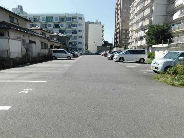 第２富吉住宅 2階 駐車場