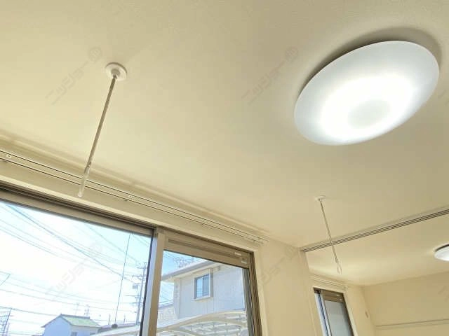 室内物干（リビング）