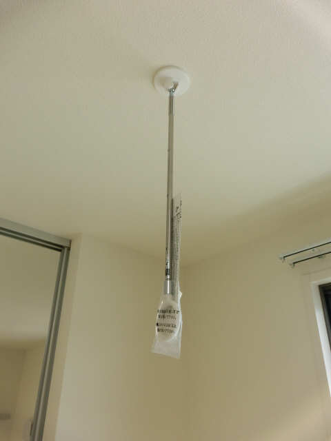 室内物干しバー