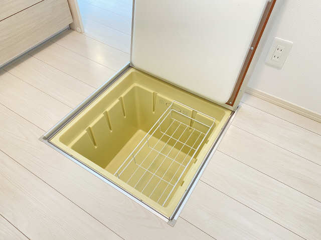床下収納庫