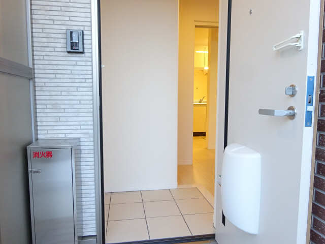 玄関内