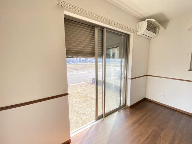 シャッター雨戸（リビング）