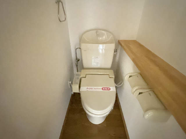 グランリヴィエール　Ⅰ 2階 WC