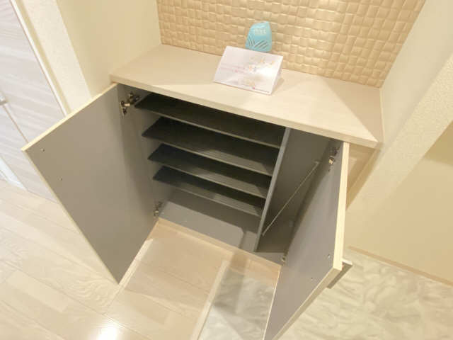 シューズBOX（下）