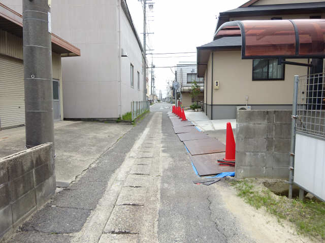 敷地北側の公道