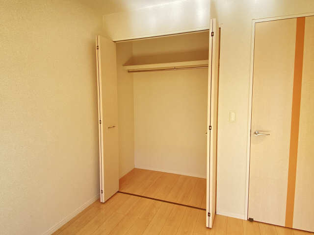 収納（南洋室）