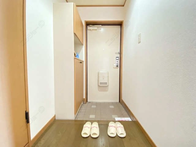 玄関内