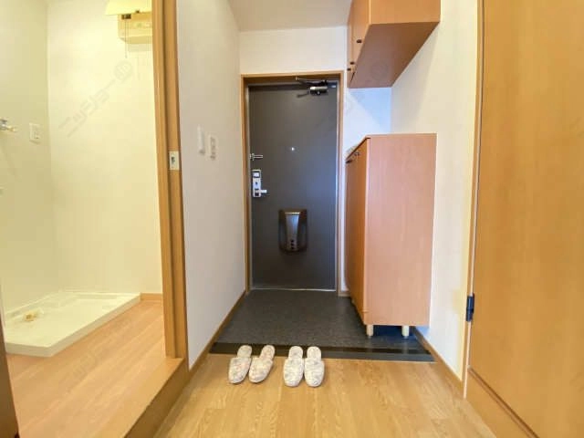玄関内