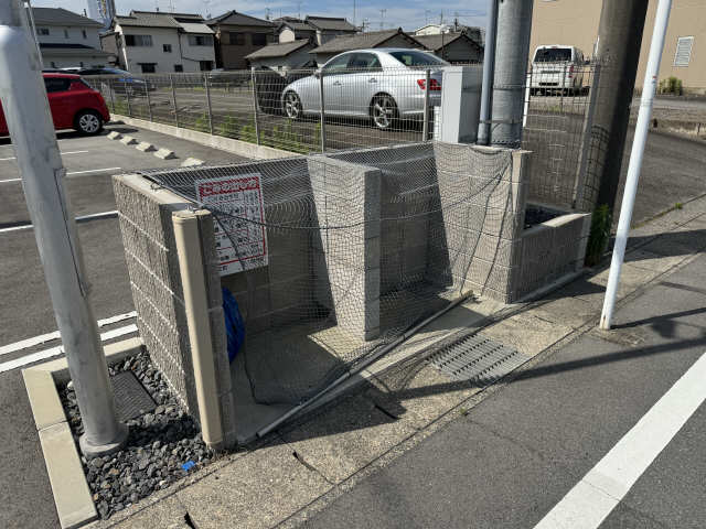 ゴミ捨て場