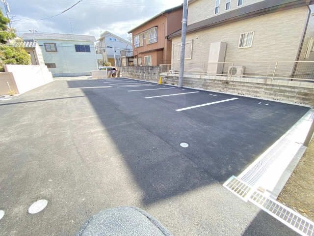 駐車場-2
