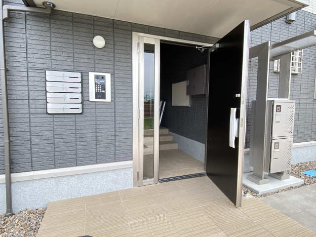 エントランス（東側）