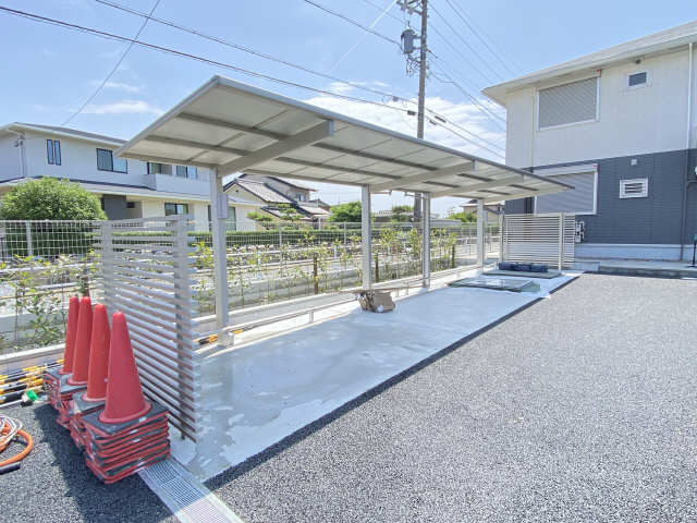 駐輪場-2