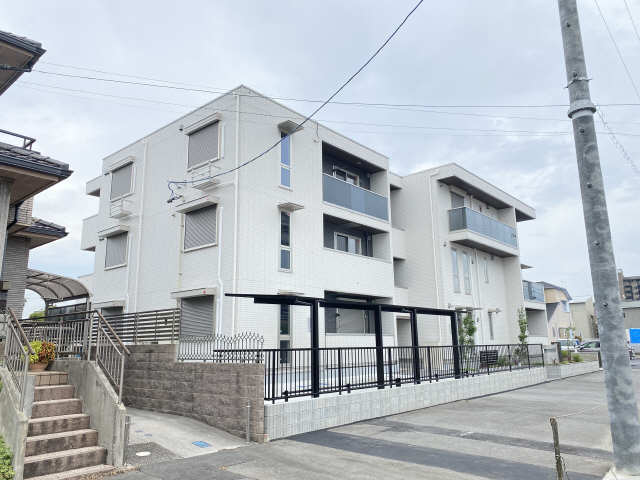 外観（北西）