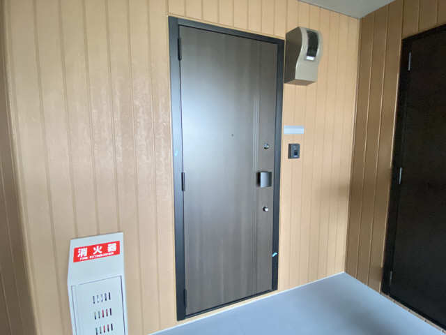 玄関ドア