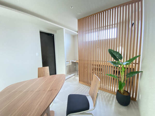 ラウンジ