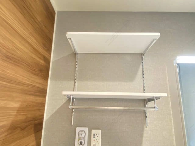 ランドリー可動棚