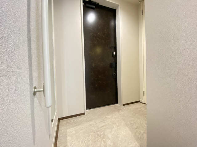 玄関内