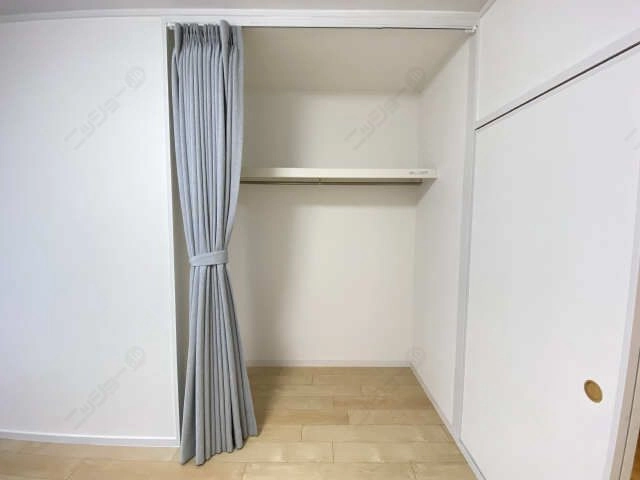 収納（南東洋室）