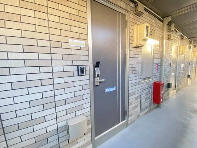 玄関ドア