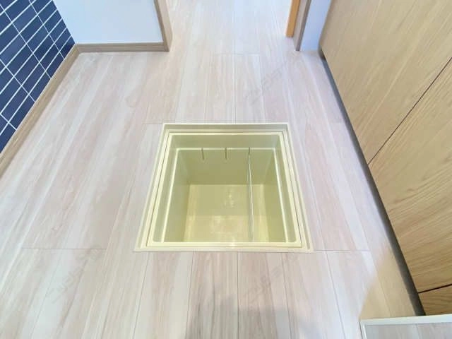 キッチン床下収納