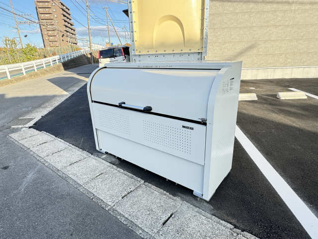 ゴミ捨て場