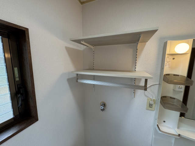洗濯機置場‐２