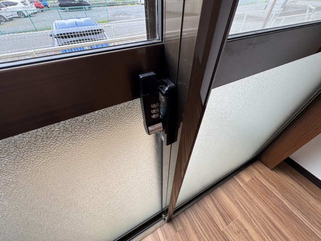 防犯クレセン�ト錠